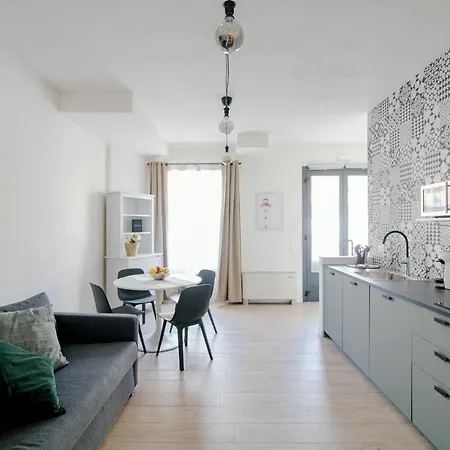White Soul - By Myhomeincomo Apartment *