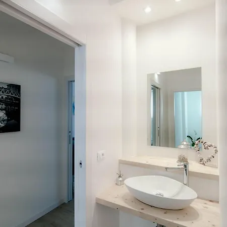 Apartment White Soul - By Myhomeincomo Como