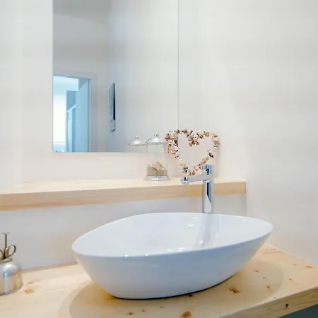 White Soul - By Myhomeincomo Appartement *